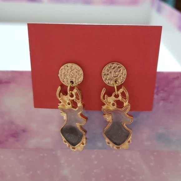 Gold and grey deer earrings with round gold stud - Picture 1 of 1